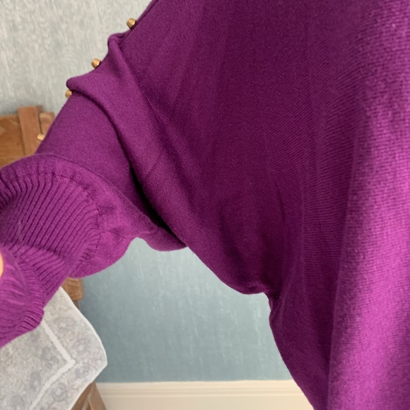 Vibrant purple sweater - Picture 4 of 8